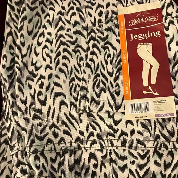 NWT Ladies Faded Glory Abstract Animal Print Full Length Ankle Knit Jegging - Picture 2 of 3